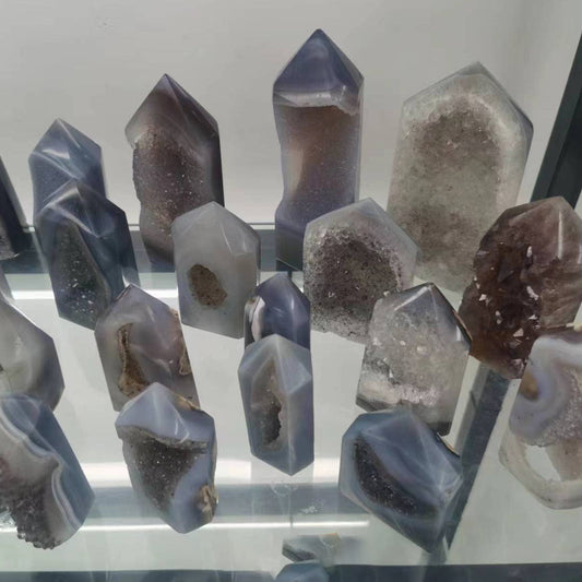 Duzy agate tower